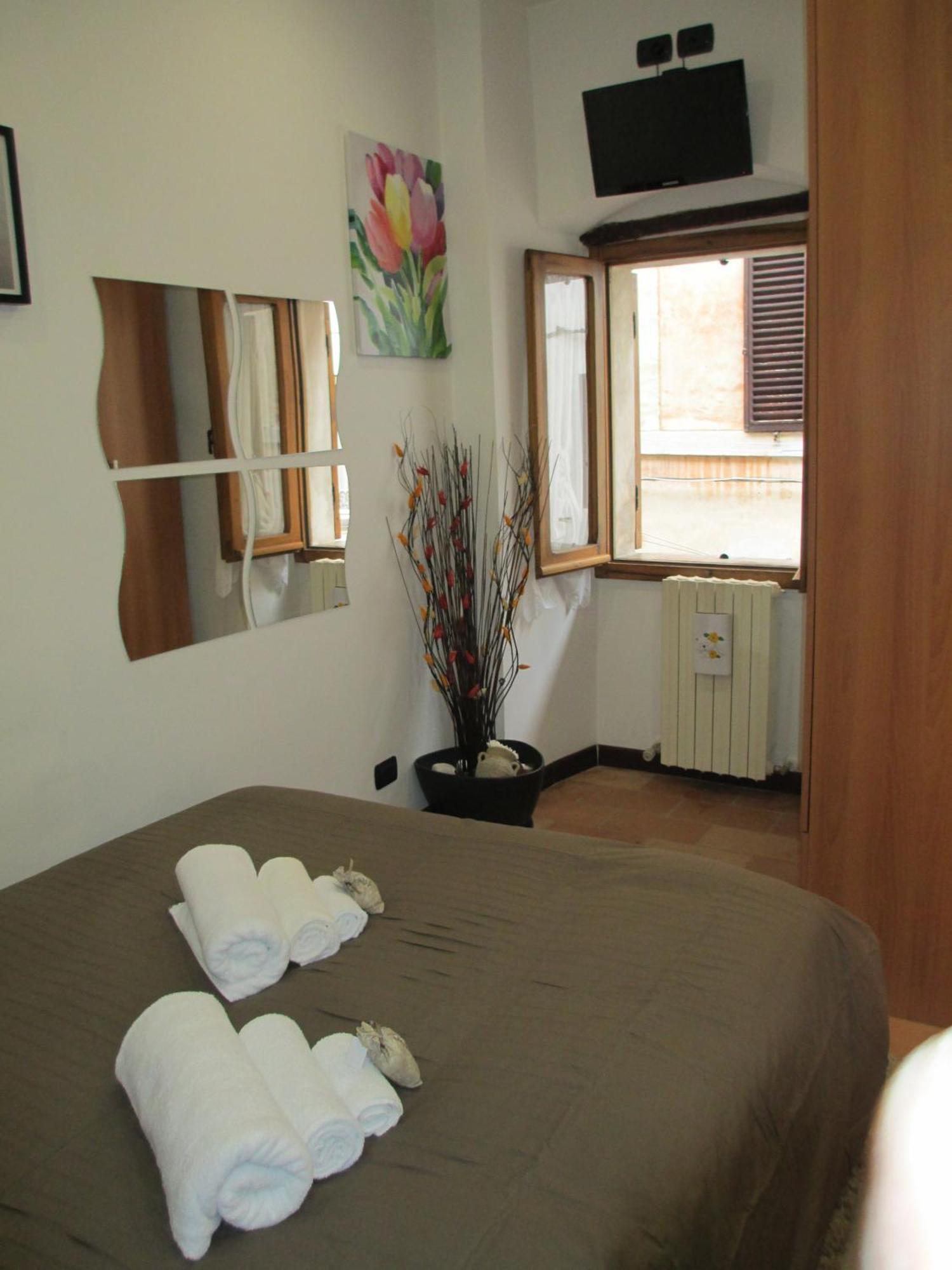 Appartamento Tulipano Rosa Spoleto Szoba fotó